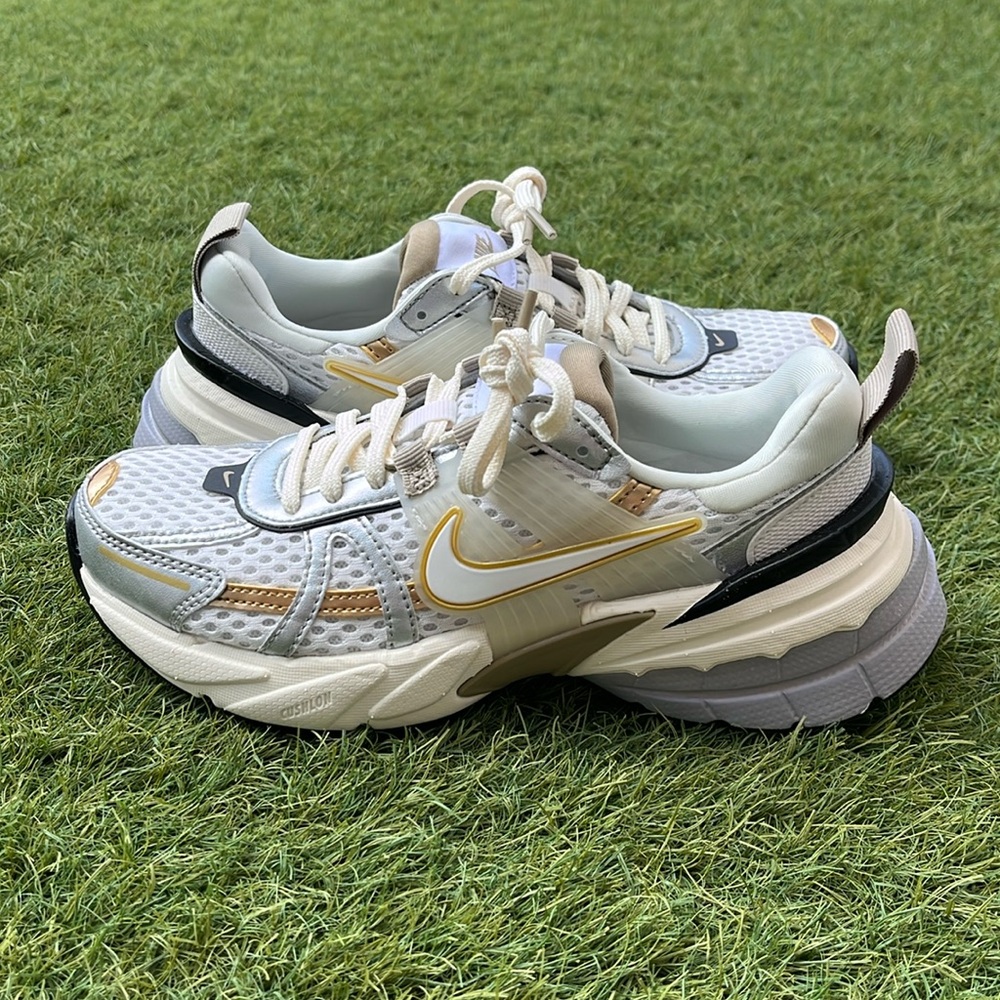 Nike V2K Run